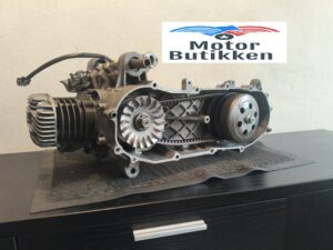 Nyrenoveret 50cc PGO-Motor – Sandblæst