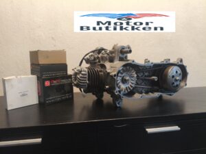 Nyrenoveret 50cc PGO-motor – sandblæst – RMS Racing-krumtap m.m.